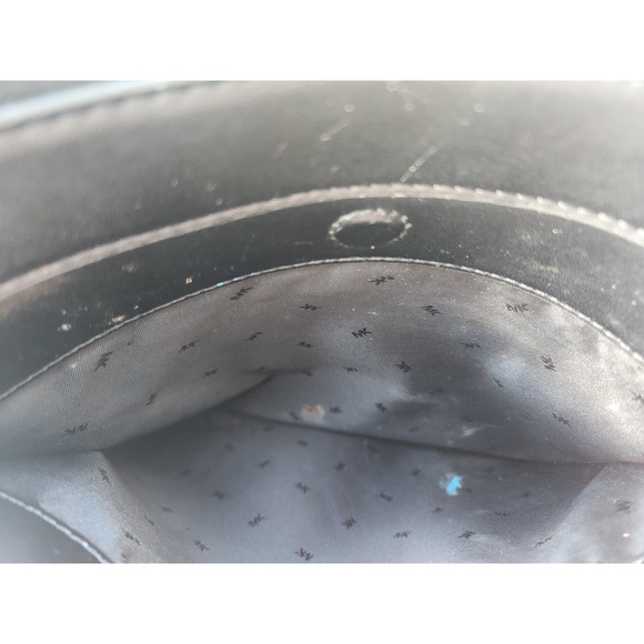 Michael Kors Greyson Logo Messenger Bag - Picture 8 of 10